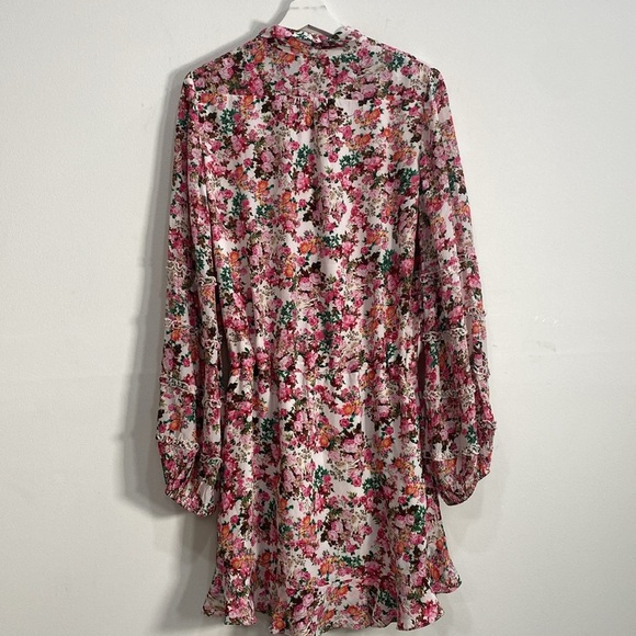 Rococo Sand "Vie" Floral Print Wrap Style Mini Dress Floral Size Medium - Picture 7 of 12
